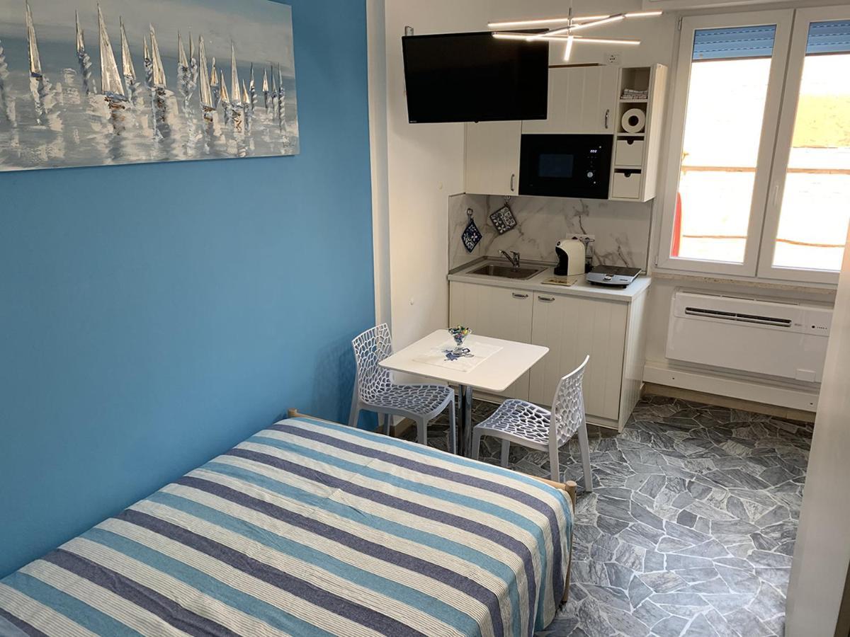 Ferienwohnung Indipendent Blue Ferrara Exterior foto