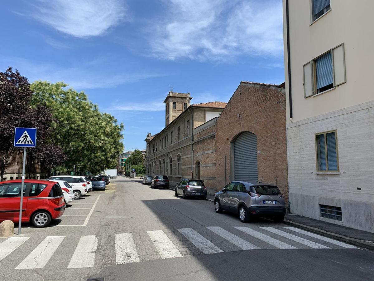 Ferienwohnung Indipendent Blue Ferrara Exterior foto